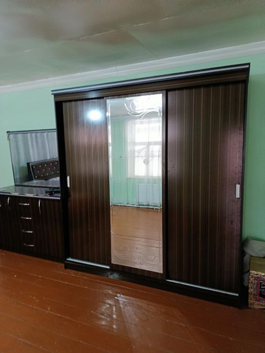 Yotaxona mebeli sotiladi