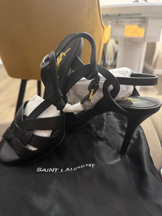 Обувки YSL - saint laurent