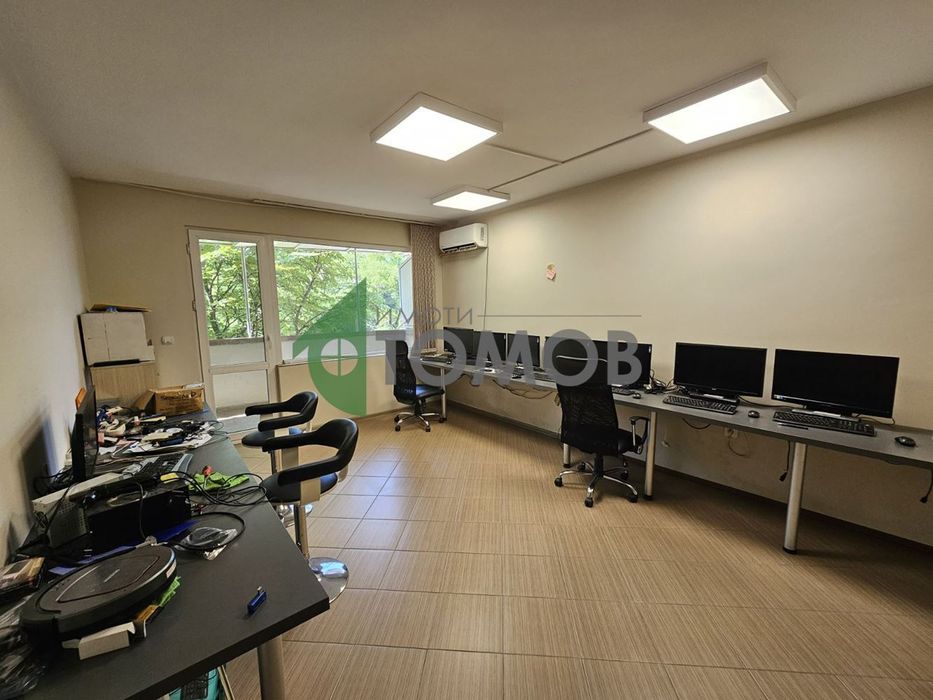 Продава се Офис в Стара Загора, Опълченски - 60 кв.м за 1377 €/кв.м - Снимка #4