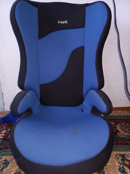 Автокресло 13000тг