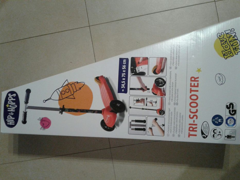 Trotineta cu 3 roti (2 pe fata), inaltime ghidon regl, h65-75cm, noua