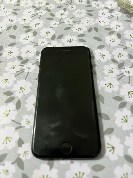 Iphone ES 64гб продается