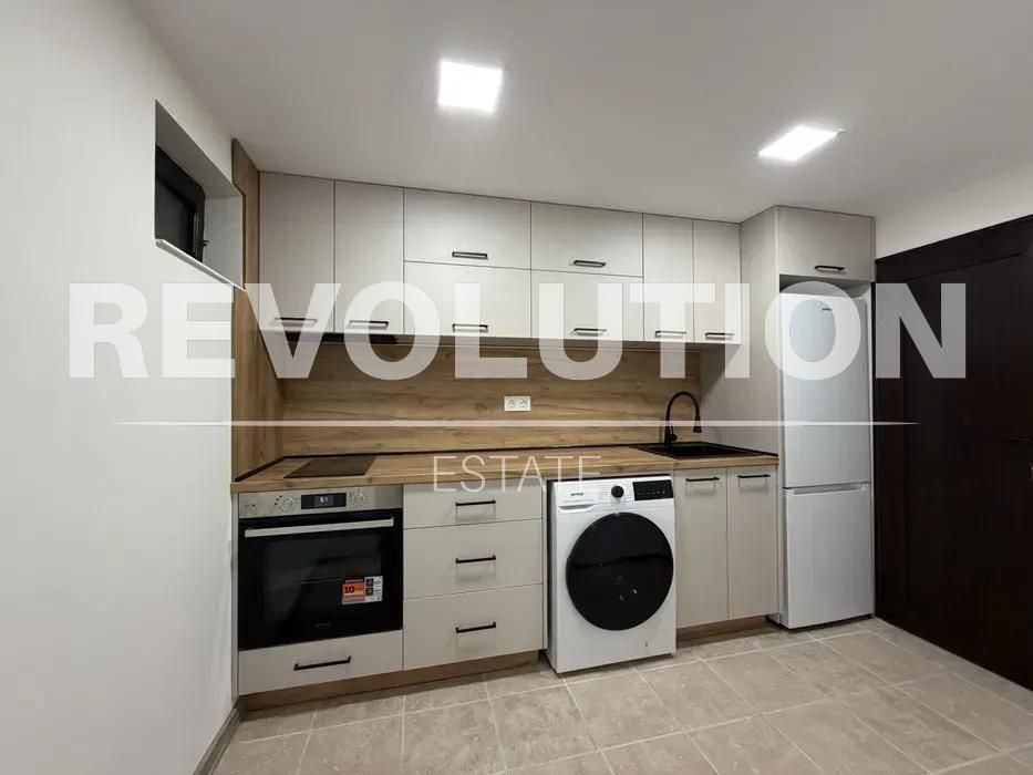 Двустаен апартамент в района на Владислав Варненчик!