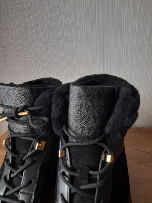 Michael Kors дамски зимни боти 39 номер.