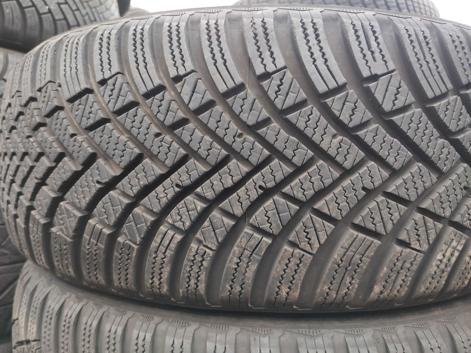 2бр Зимни гуми 205 50 17 - Hankook - DOT 2024