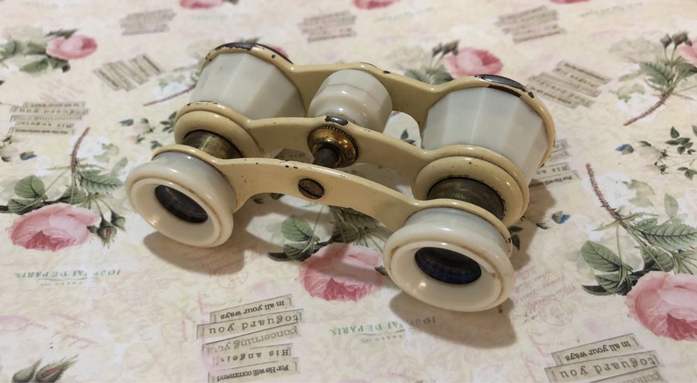 Театральный бинокль