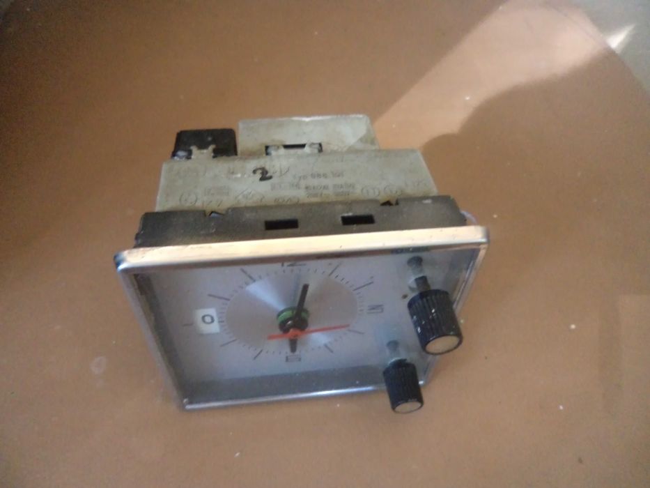 електронен часовник