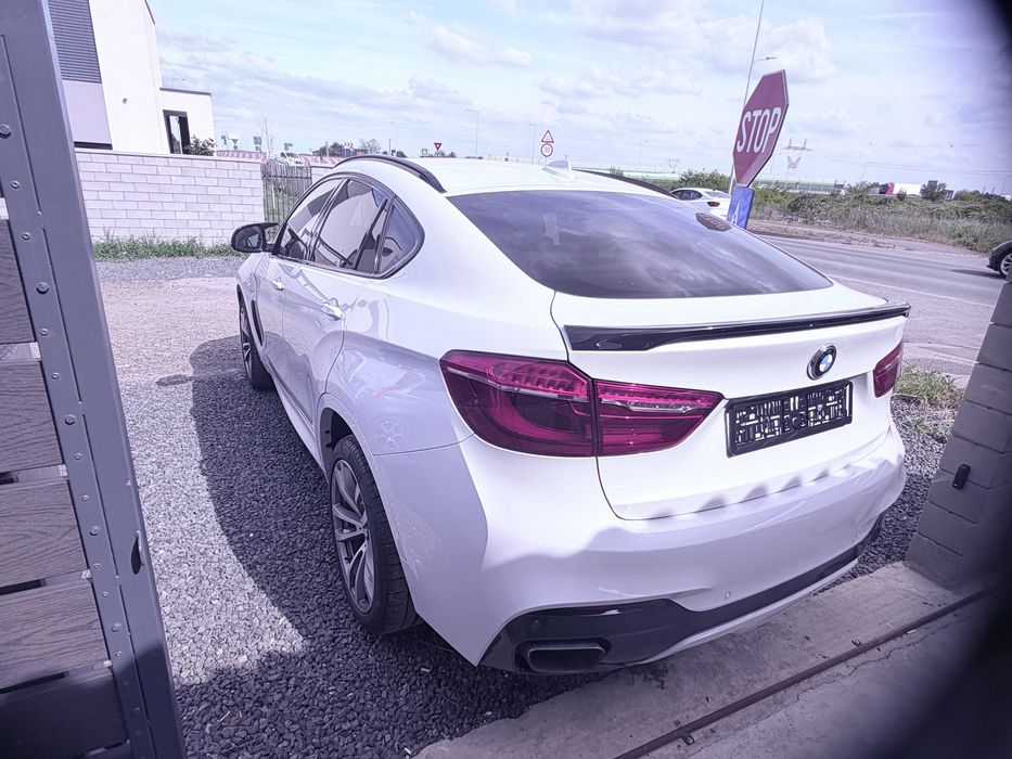 Vand BMW X6 F16 avariata motor