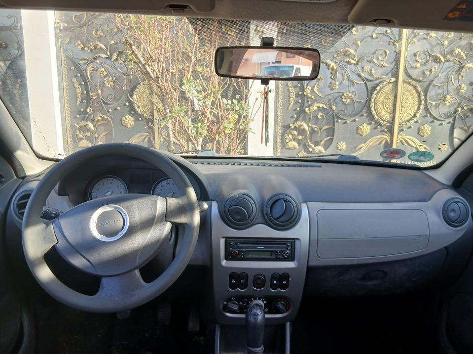 Dacia Sandero an 2009 recent adusa