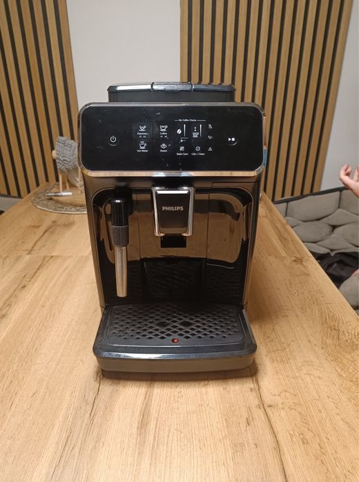 Кафе машина PHILIPS  EP2225 10