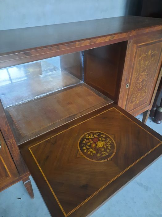 Servantă  bar cu intarsii