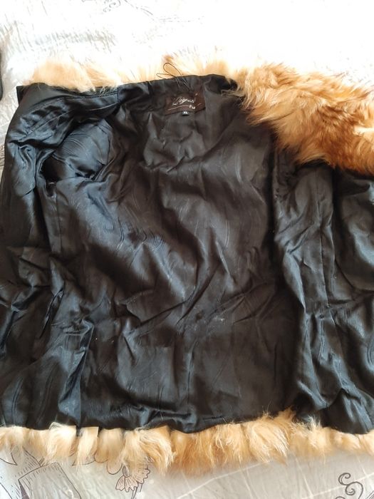 Продаётся женская жилетка