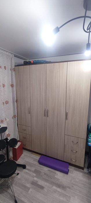 Продам шкаф вещевой