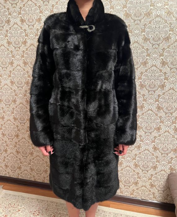 Шуба норковая, горизонтальная