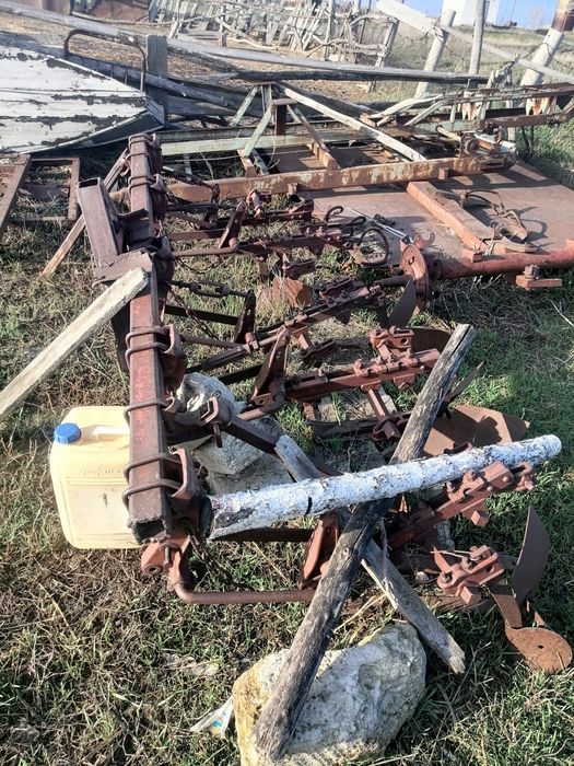 Продам  картофелекопалку.