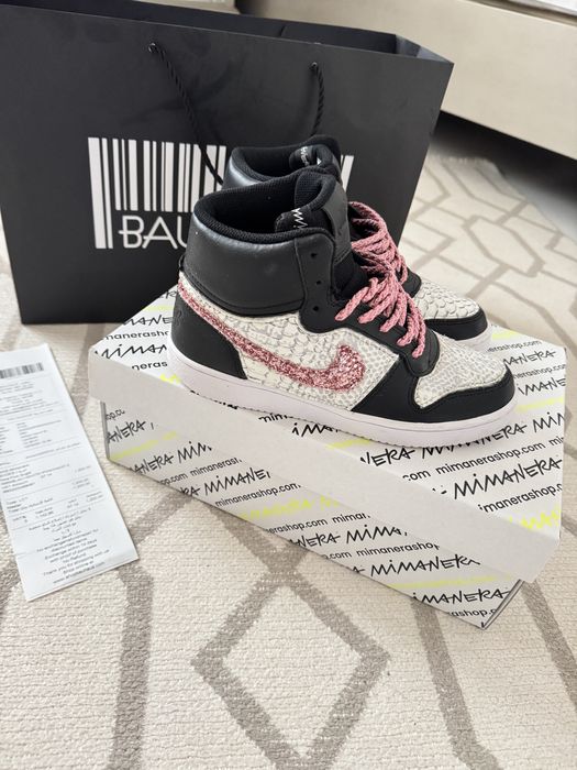 Adidasi nike editie limitata