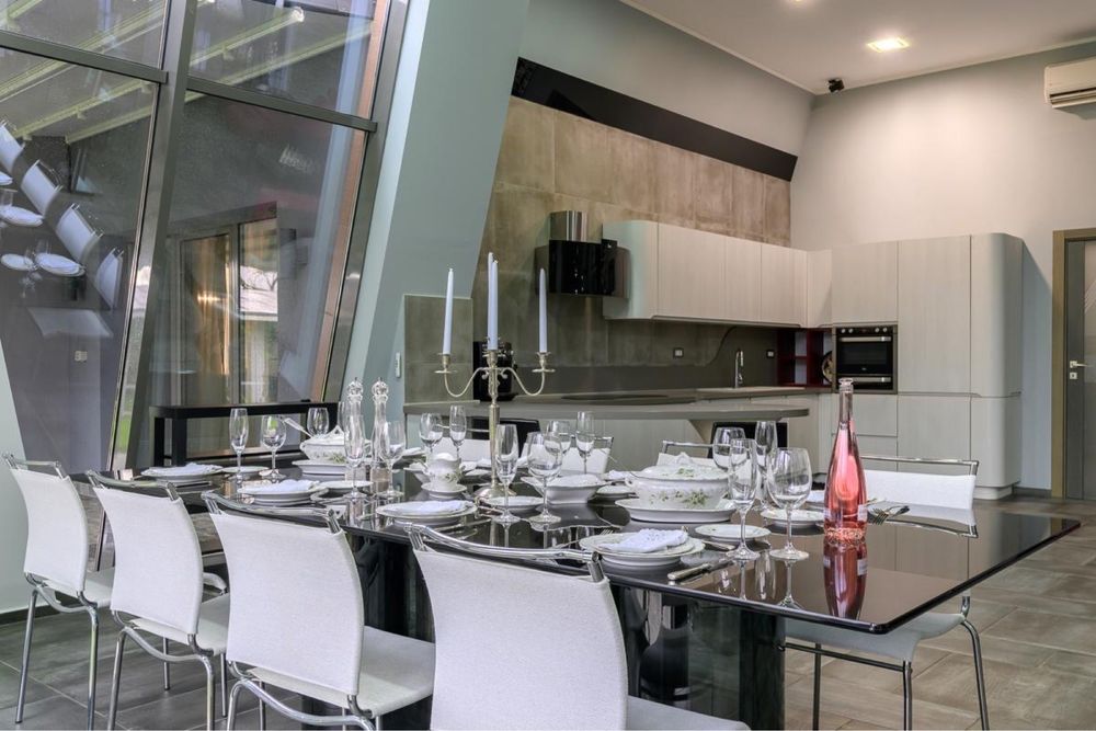 Къщи за гости ! Къща за Парти и Събития !