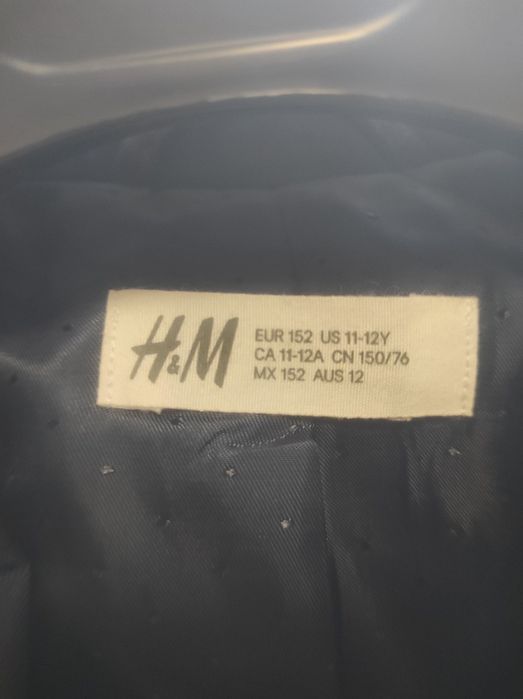 Детски тъмносин костюм H&M, размер 152.