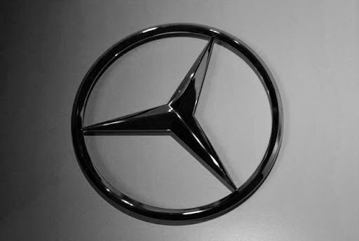 Эмблема шильдик значок надпись на Mercedes Benz Lexus Toyota