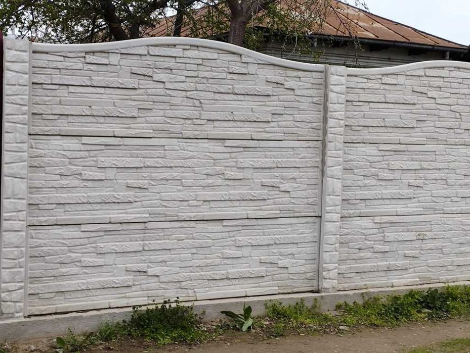 Garduri placi beton ,Coame gard .Palarii gard beton, jud .Botosani