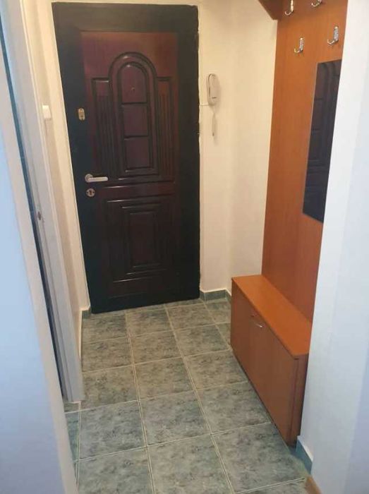 Inchiriez apartament 2 camere