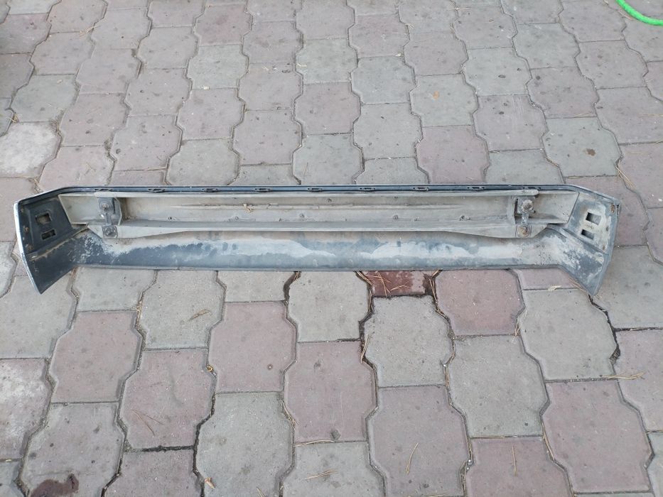 Бампер задний Мерседес 190