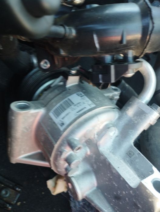 Compresor clima Dacia Logan Sandero 2 2014-2020 16000km