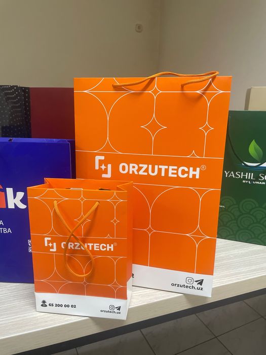 Poligrafiya hizmatlari etiketka karobka paket nakelyka dizaynn hizmatl