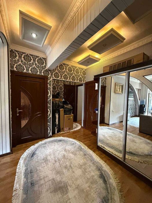 Сергели7. 9 каватли 4каватида 3 хонали хонадон сотаман.Балкон 2*6.