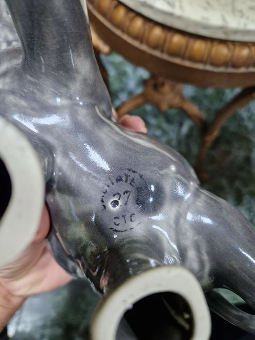 Страхотна антикварна колекционерска порцеланова фигура статуетка