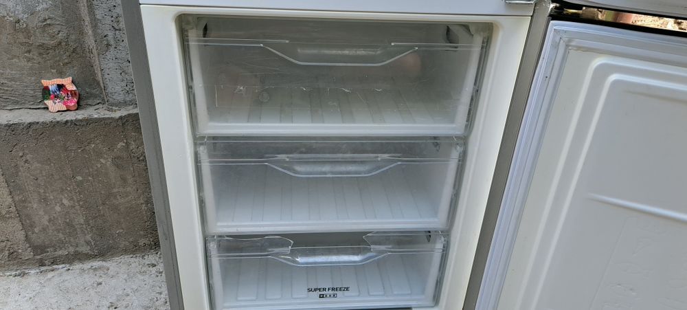 Продаётся холодильник