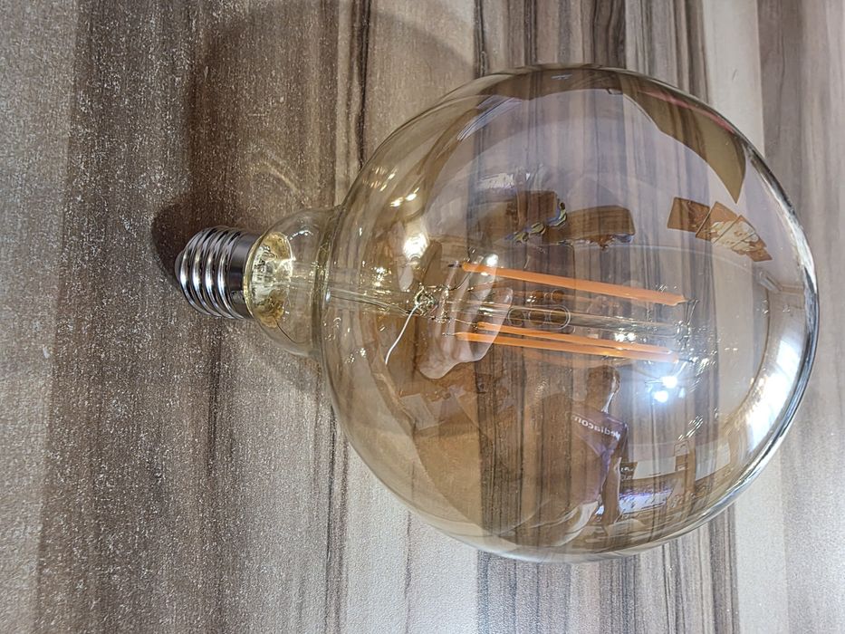 Bec crown led lumina calda