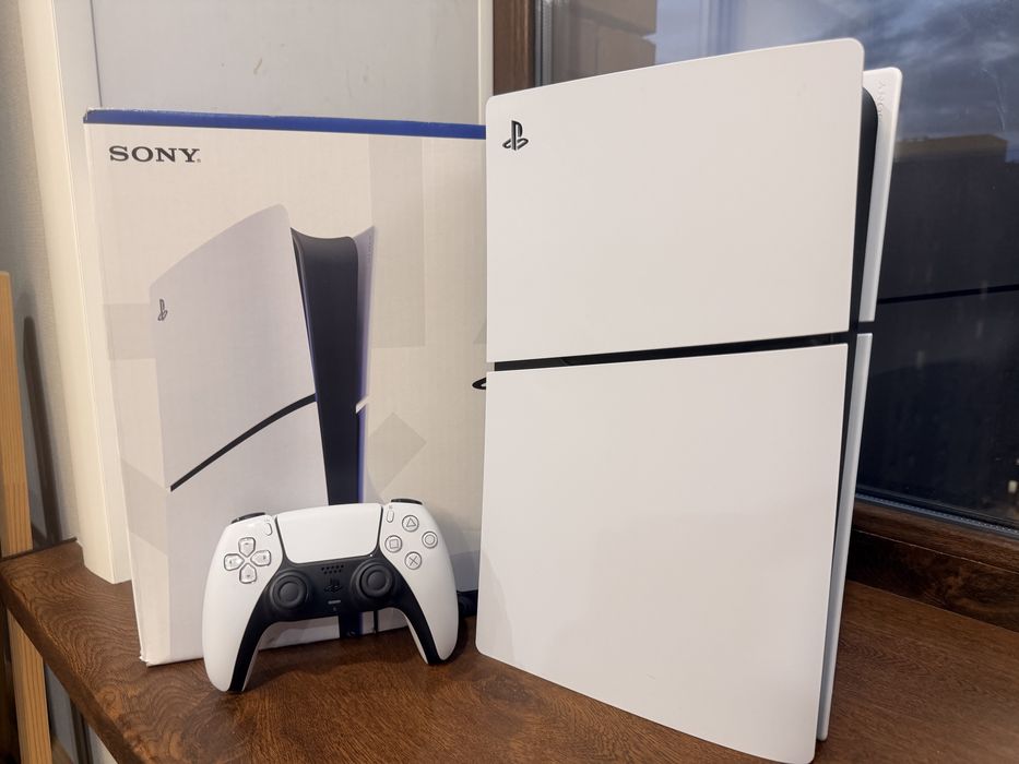 Ps5 Slim  , в отличном состоянии