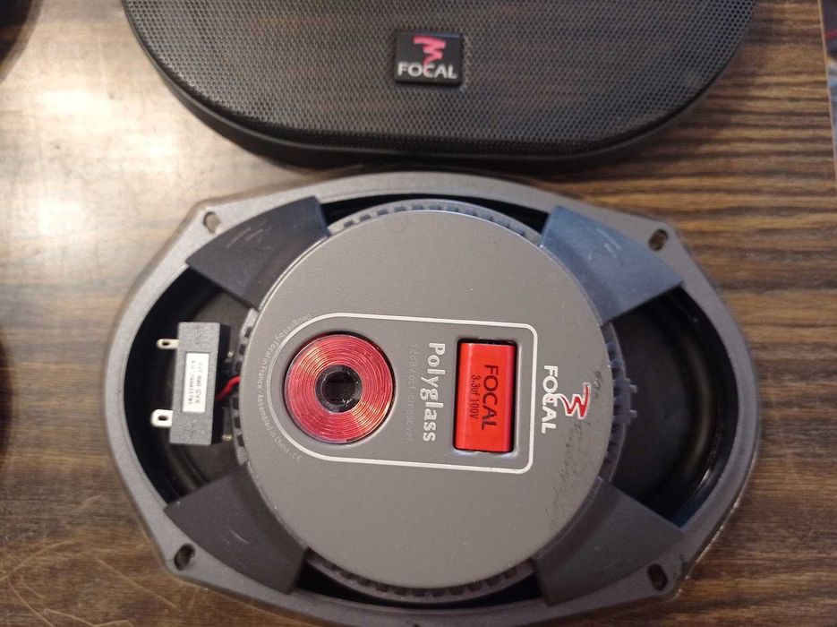 Продавам говорители Focal polyglass 690 CVX
