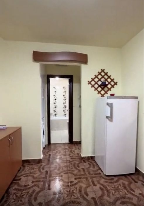 Apartament doua camere oferit spre  inchiriere de proprietar  Calea Lipovei