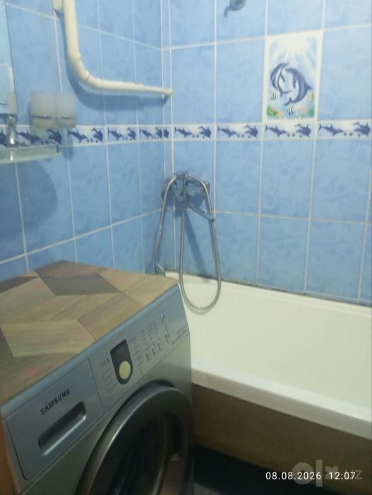 Yakkasaroy tumani Boshliq Mahallasida uy ijaraga beriladi 1*2/5/5
