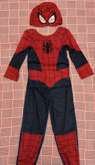 Продам костюм Человека-паука