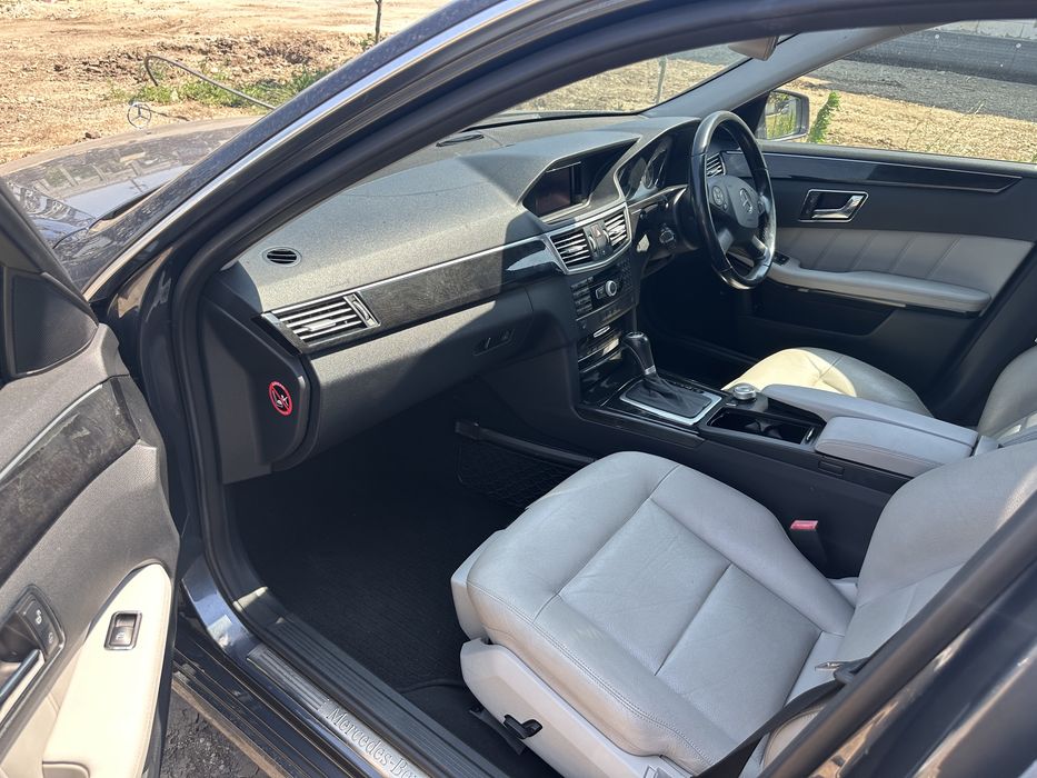 Dezmembram mercedes w212 avantgarde 2011 e250 cdi