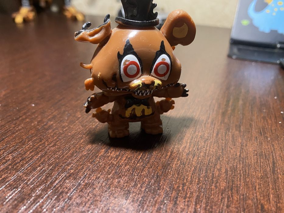 Фигурка фнаф кошмарный фредди