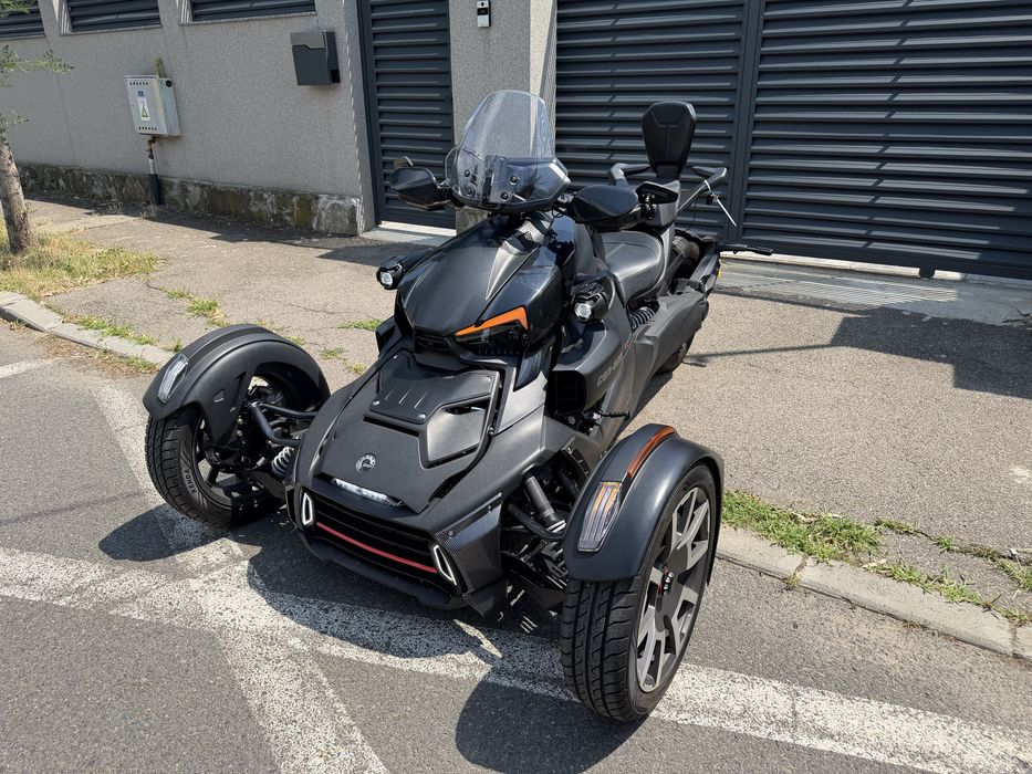 Canam ryker 900 camere navigatie parbriz