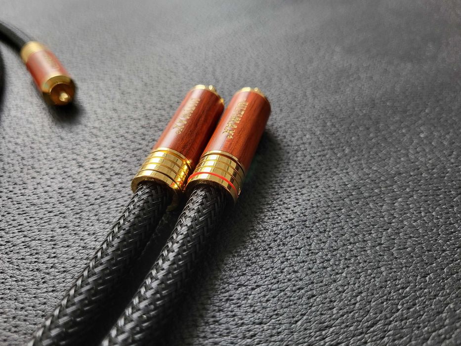 Cablu RCA–RCA Canare LV-77S – Handmade,Sunet Curat, Design Premium