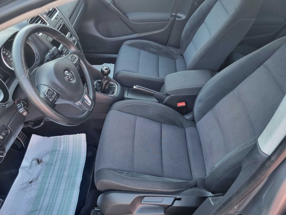 VOLKSWAGEN Golf 2012 — imagine 5