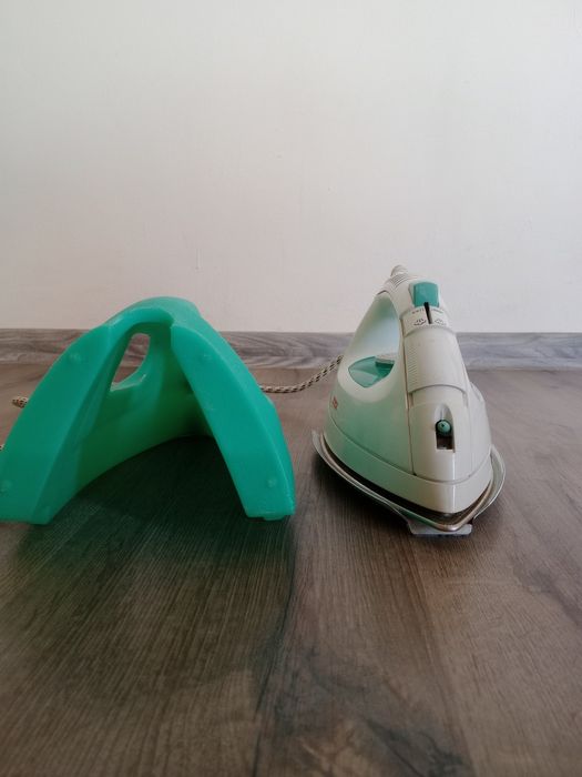 Продавам Ютия Robert Bosch Hausgeräte GmbH