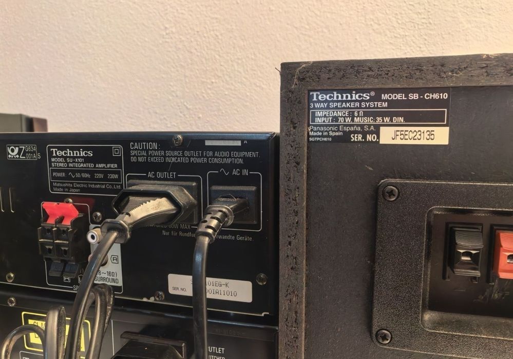 Amplificator Technics SU X101 deck RS X101 Tuner ST X301 CD player SL PJ27A Boxe SB  CH610 bass reflex telecomanda programabila