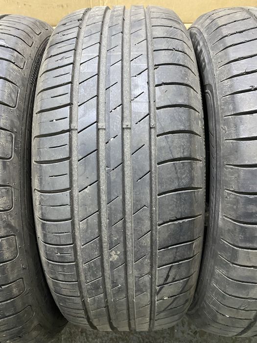Anvelope vara 225/55R17 Goodyear EfficientGrip Performance 97W