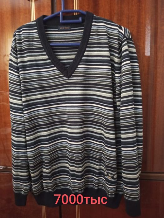 Мужская одежда,куртка,рубашка,свитера