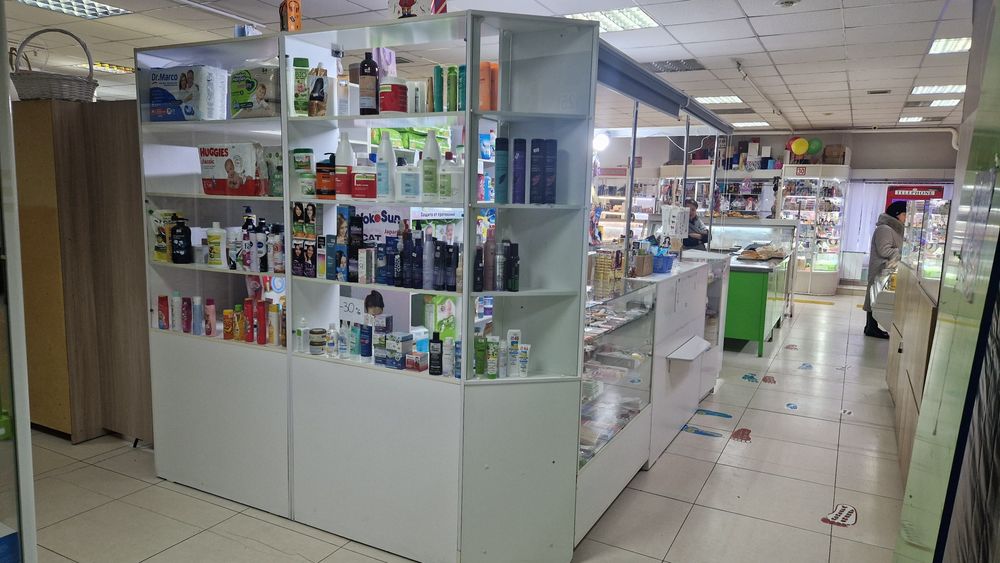 Продается ветрина