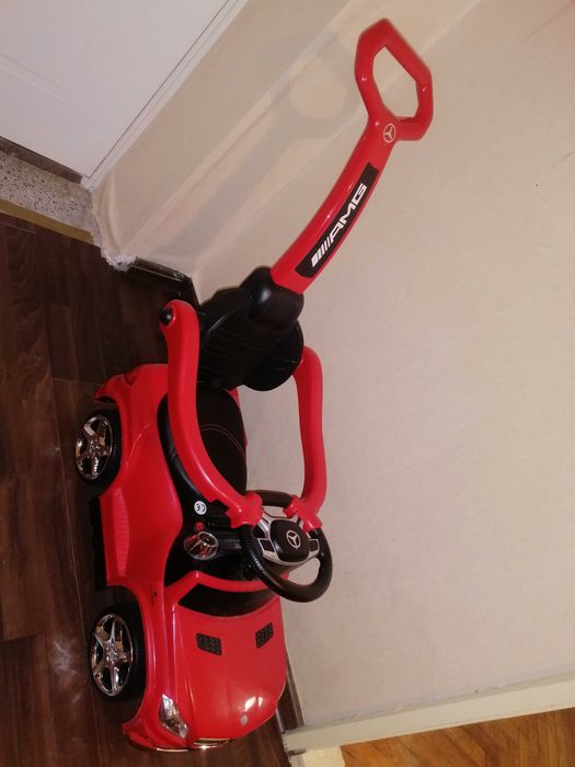 Кола за бутане -Ride-on с дръжка, нов