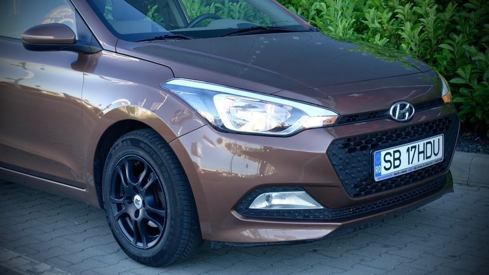 HYUNDAI i20 2015 — imagine 3