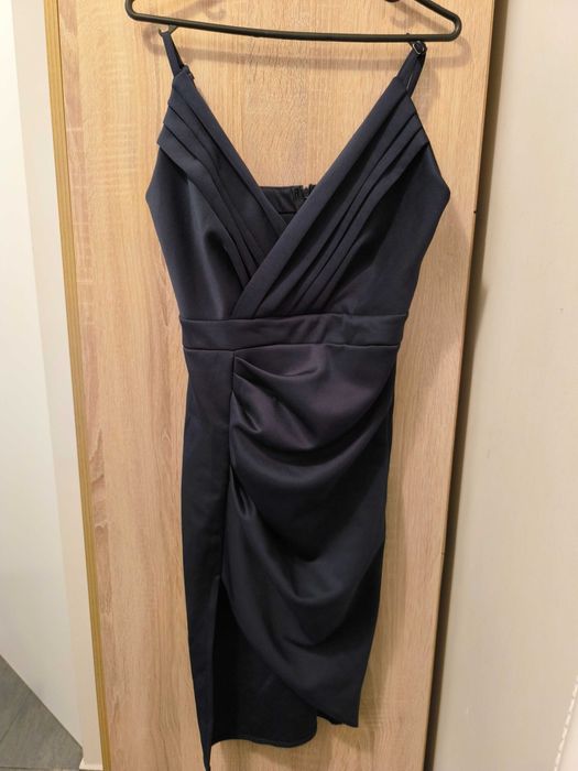 Рокли втора употреба в отлично състояние, размер S - по 5лв.